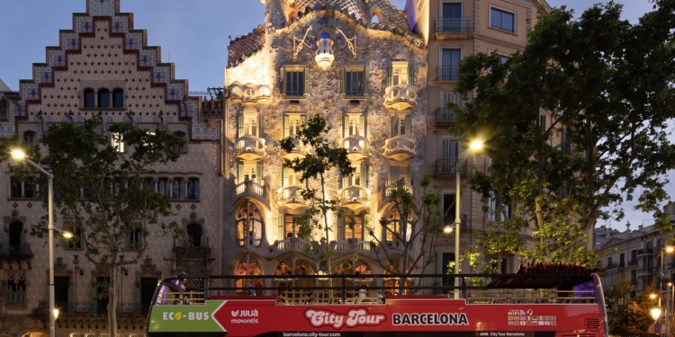 Barcelona City Tour da inicio a la operación del Barcelona Night Tour