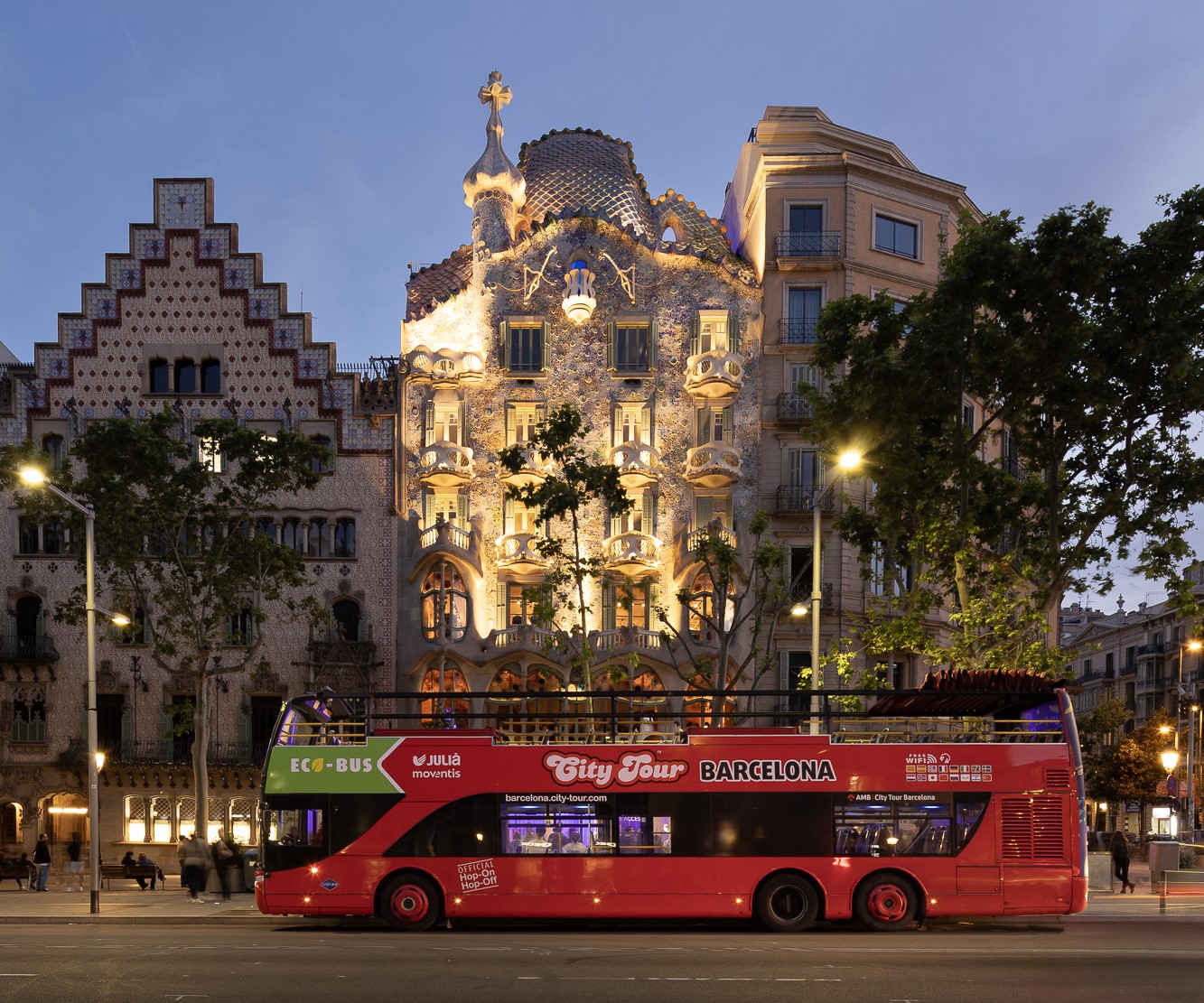 Barcelona City Tour da inicio a la operación del Barcelona Night Tour