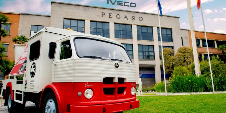 Iveco revive el mítico camión en un emotivo episodio de su podcast
