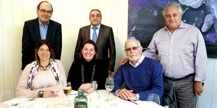 Feteia Oltra mantiene su primer encuentro con Ateias Catalanas