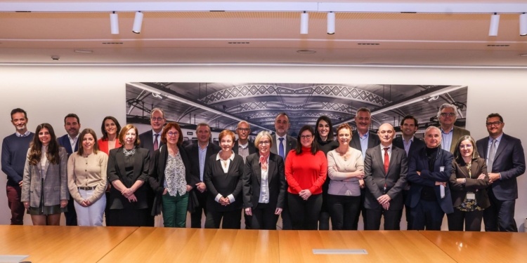 El Sector protegerá a las trabajadoras víctimas de violencia de género