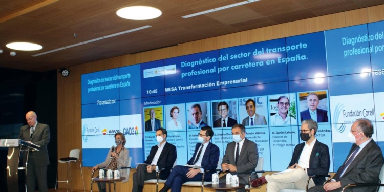 Debate sobre la transformación del Sector del Transporte