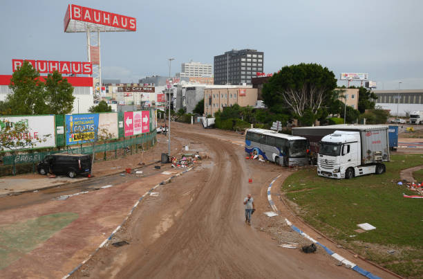 El Gobierno valenciano rectifica e incluye a los transportistas en las ayudas por la DANA