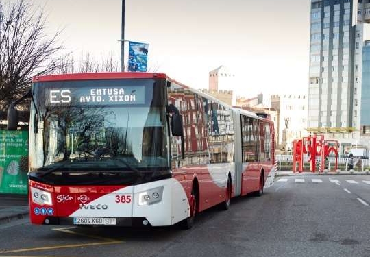 Gijón bate en 2023 su récord histórico de usuarios de transporte público