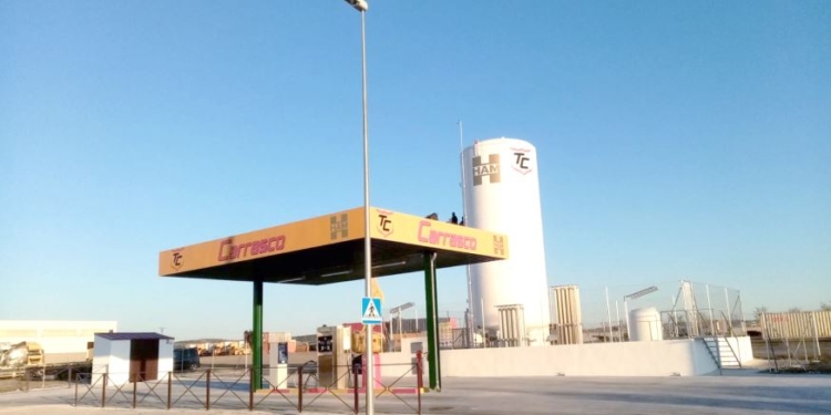 Manifiesto por la defensa de los carburantes líquidos en la transición