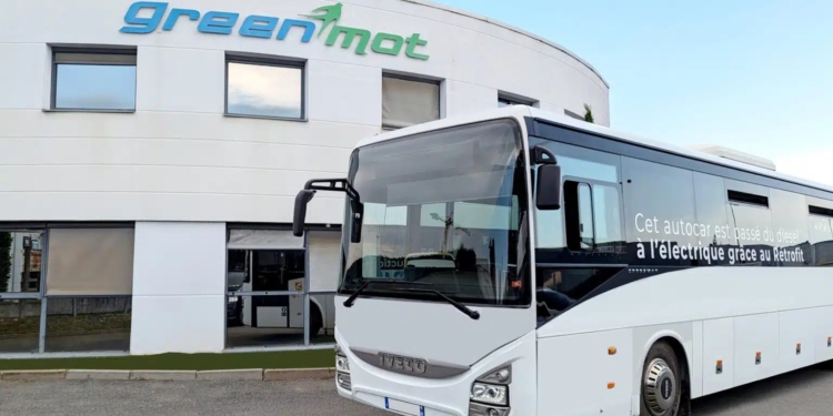 REV Bus adquiere las operaciones de modernización de GreenMot