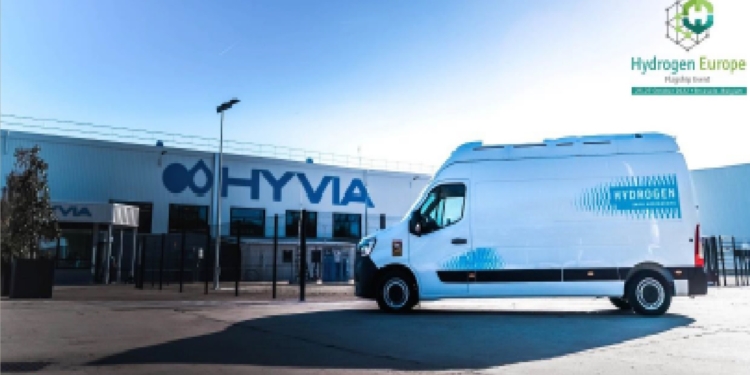 Hyvia presenta en Bruselas el Master Van H2-Tech, en la semana del hidrógeno