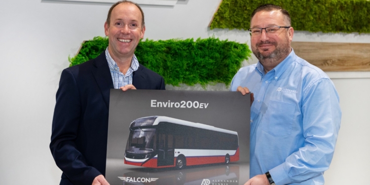 Falcon Buses encarga 13 autobuses eléctricos Alexander Dennis Enviro200EV