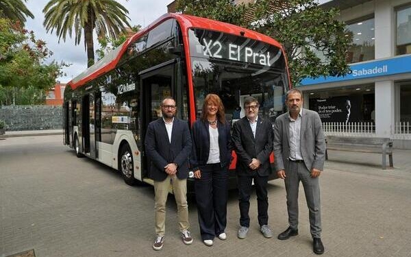 TMB estrena una nueva línea exprés entre El Prat de Llobregat y Barcelona
