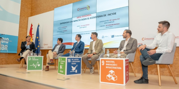 Más de 45.000 emprendedores apoyados en toda España