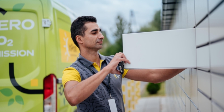 InPost lleva sus Lockers a las tiendas Dia