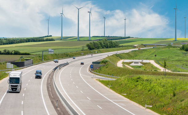 Transporte sostenible: optimización de rutas y vehículos eléctricos