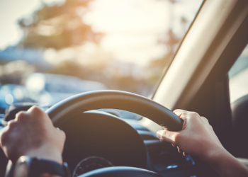 Los conductores que exceden los tiempos de conducción, aumentan