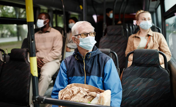 Madrid y Murcia se quedan solas en el asunto del uso de las mascarillas