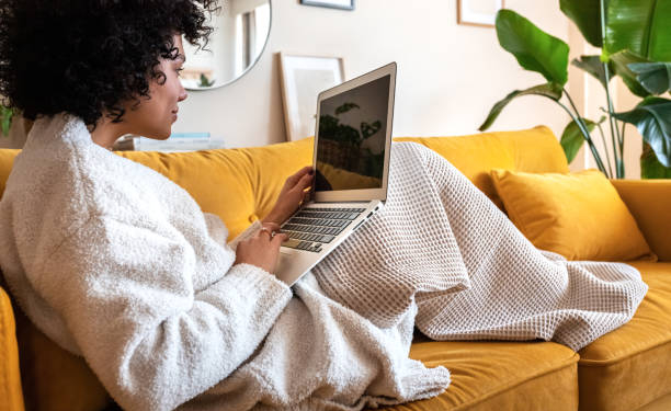 El perfil del comprador online: mujer de 42 años, casada y urbanita