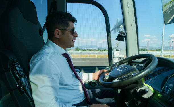 Transportes prepara una ayuda directa para la obtención de permisos de autobús