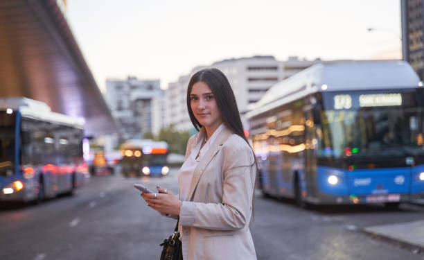 El Gobierno prorroga los descuentos del 50% de los abonos de transporte público