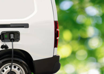 Expertos alertan: retroceder en ambiciones climáticas podría costar hasta un millón de empleos