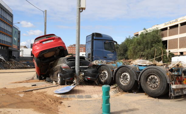 El 45 % del transporte valenciano aún sufre las secuelas de la DANA