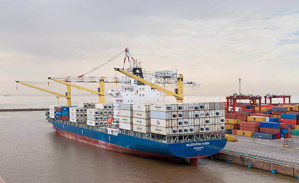 Crisis en la logística de Argentina: 300 agentes preocupados por el Sector