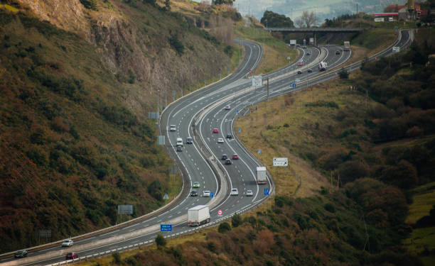 Colaboración internacional: la clave para las soluciones en transporte por carretera