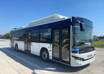 El nuevo Crossway híbrido acoge al Streetway de Iveco