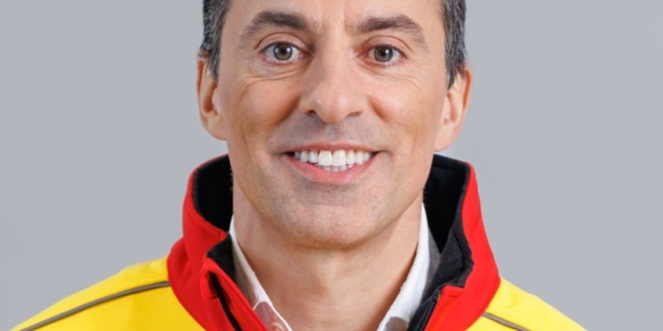 Javier Bilbao, CEO de DHL Asia, gana el Premio CEL Dirigente Logístico
