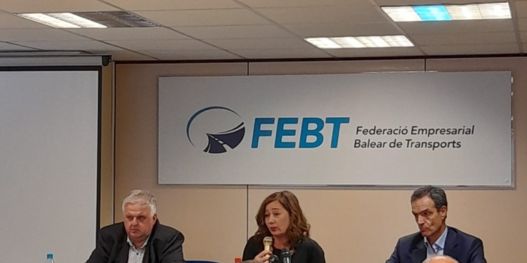 Las patronales advierten de un incremento de los precios del discrecional