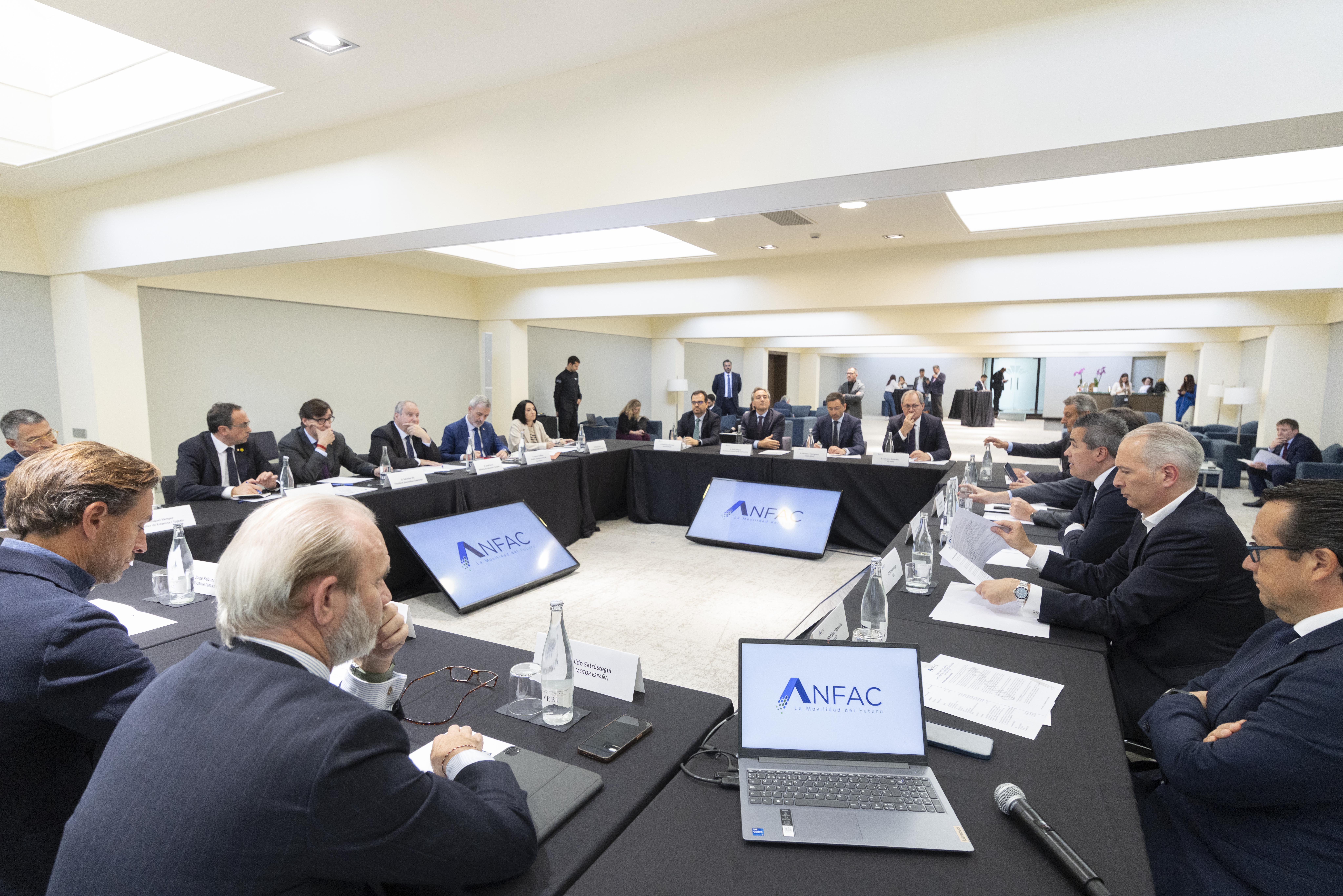 Anfact impulsa la descarbonización del transporte y crear incentivos