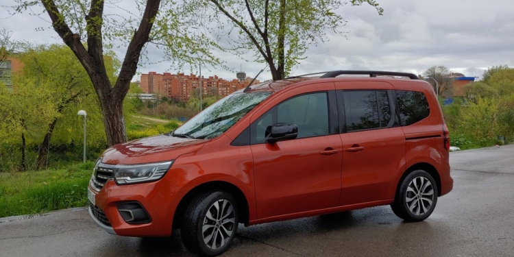 Luz verde de la Comisión Europea a la alianza entre Volvo y Renault