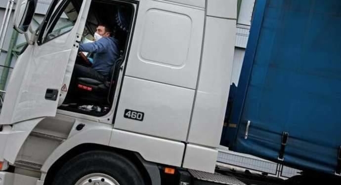 Fenadismer denuncia a Francia por multar ilegalmente a transportistas