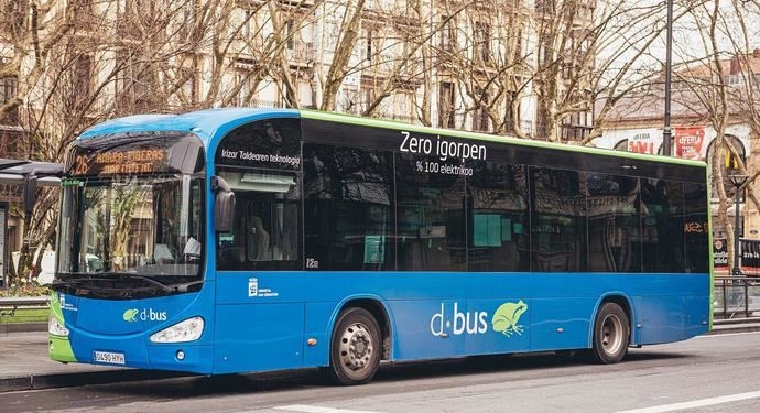 San Sebastián instala marquesinas para personas con discapacidad visual