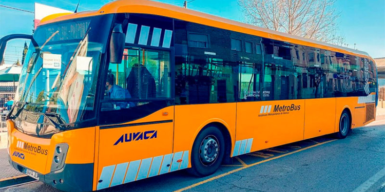 Valencia crea tres nuevos servicios de autobús y alcanza las 23 líneas lanzaderas