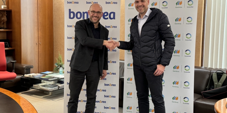 Acuerdo estratégico: 202 puntos de recarga rápida y ultrarrápida para impulsar la movilidad sostenible