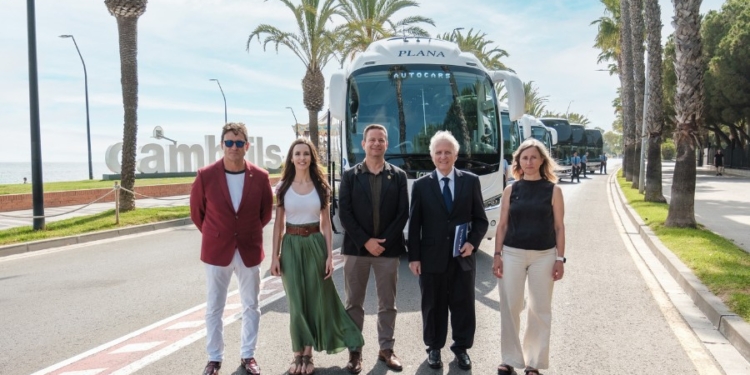 BusPlana presenta nuevos autocares para la línea Costa Dorada-Tarragona-Barcelona