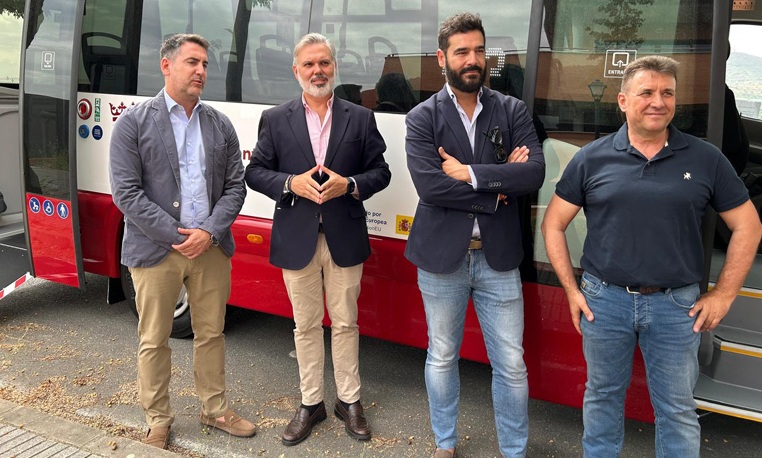 Plasencia incorpora dos minibuses eléctricos a su flota de transporte urbano