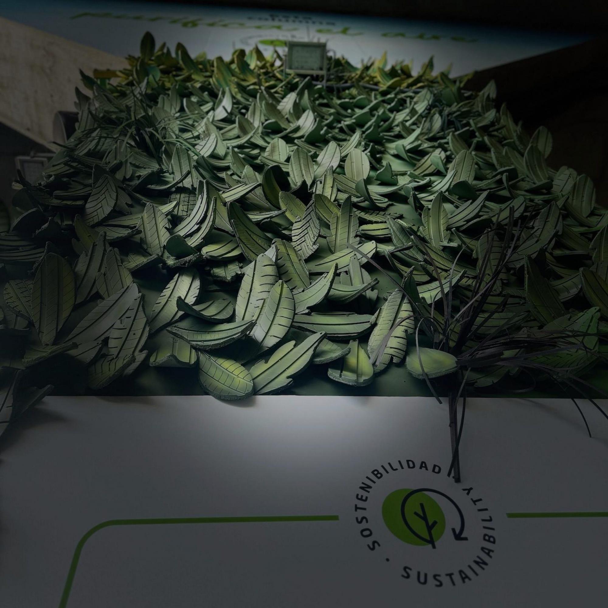 Michelin y Murarte transforman neumáticos en jardines verticales