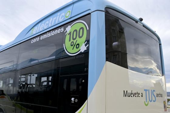 Los dos nuevos autobuses eléctricos del TUS ya están en Santander