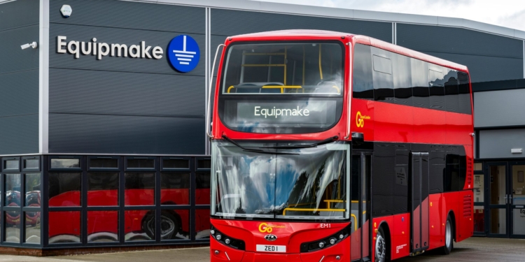 Equipmake pide incentivos para acelerar la transición al autobús eléctrico