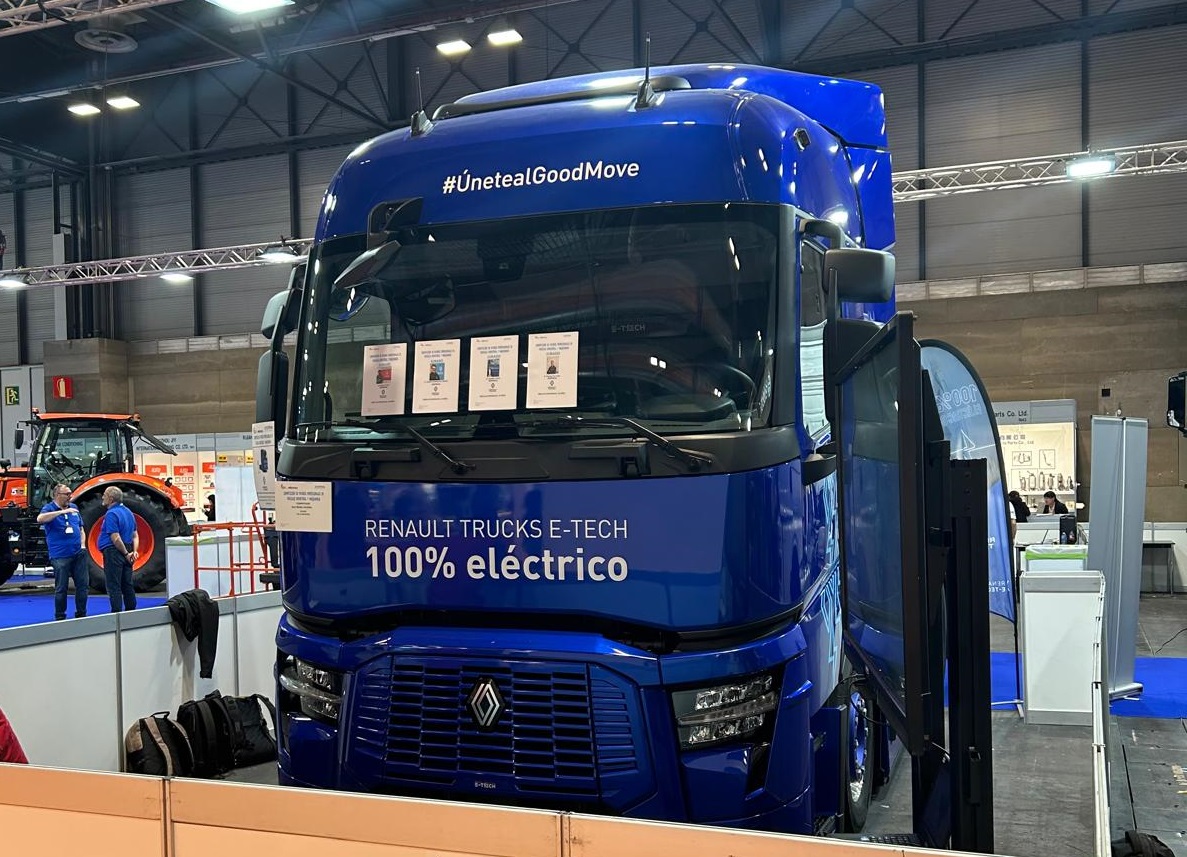 Renault Trucks impulsa la electromovilidad en Motortec 2025