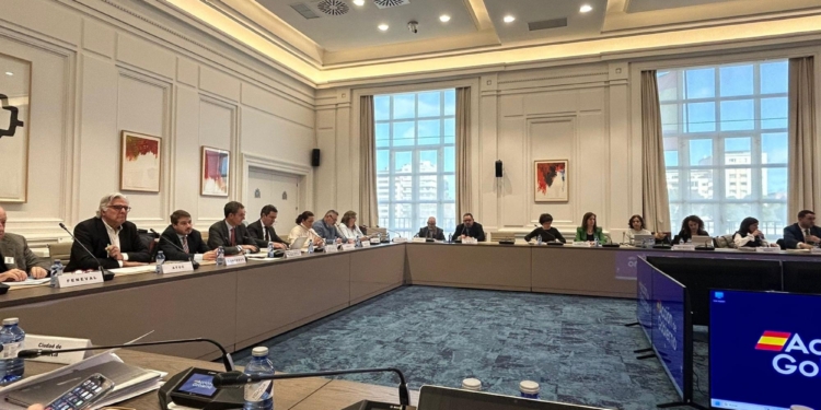 Confebus solicita a los directores generales de Transporte medidas más competitivas