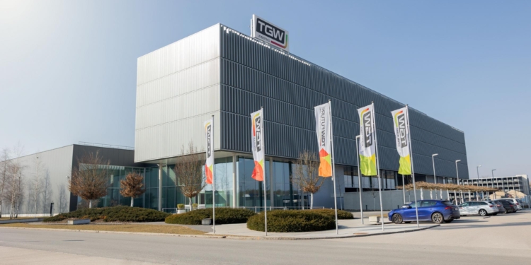 TGW Logistics ahorra más de 2 millones con la digitalización de compras