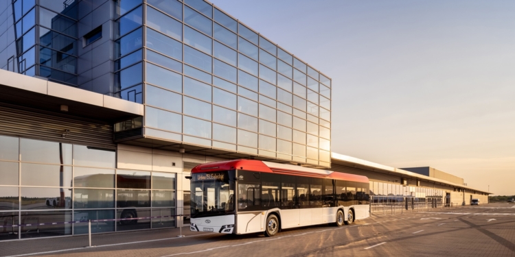 Solaris cerra la entrega de 46 autobuses eléctricos a Keolis