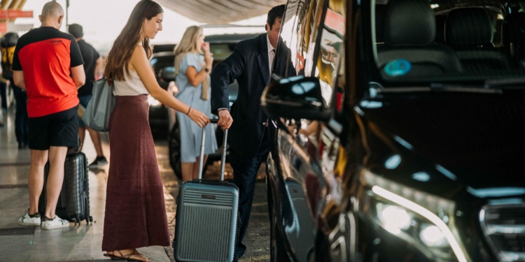 Alsa lanza su nuevo servicio de traslados privados con conductor