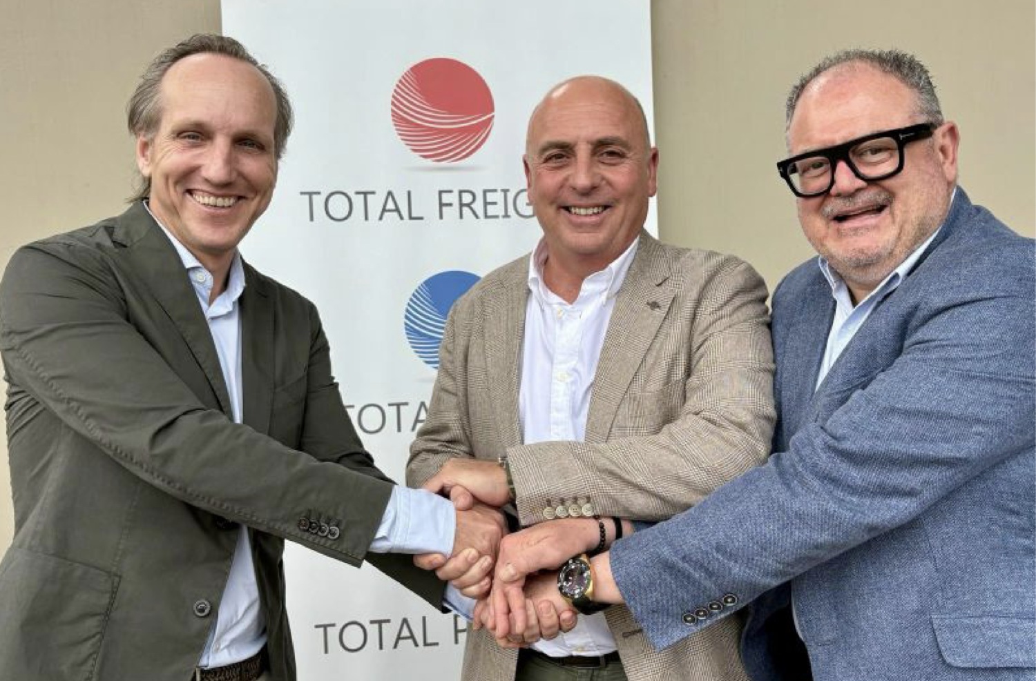 Tiba refuerza su liderazgo en carga aérea con la compra de Total Freight