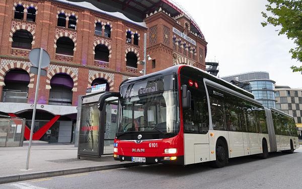 Barcelona prueba un sistema de IA para mejorar la circulación de los buses