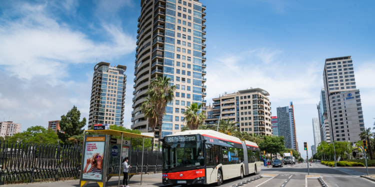 TMB inicia la licitación del mayor pedido de autobuses eléctricos