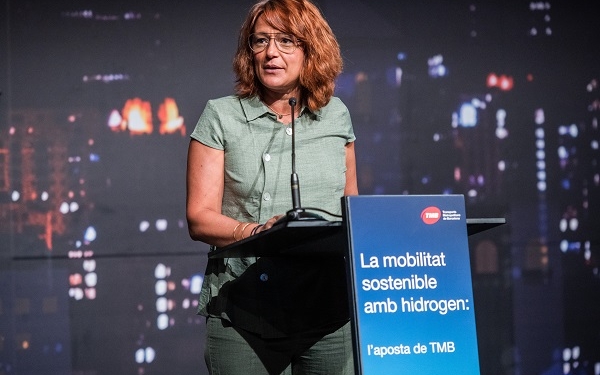 TMB incorpora a su flota nuevos vehículos de hidrógeno