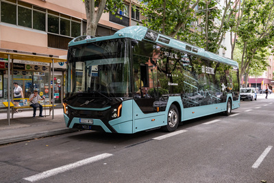 Barcelona pone a prueba el nuevo eléctrico de Volvo en varias líneas urbanas
