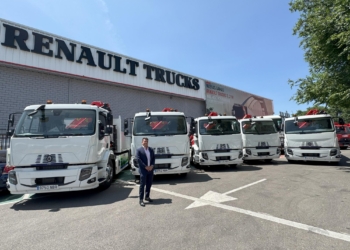 Truck One y Transportes Argatxa amplían su flota eléctrica con Renault